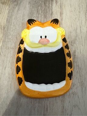 Vintage Paws Garfield Ceramic Trinket Soap Dish Jewelry Tray Collectible